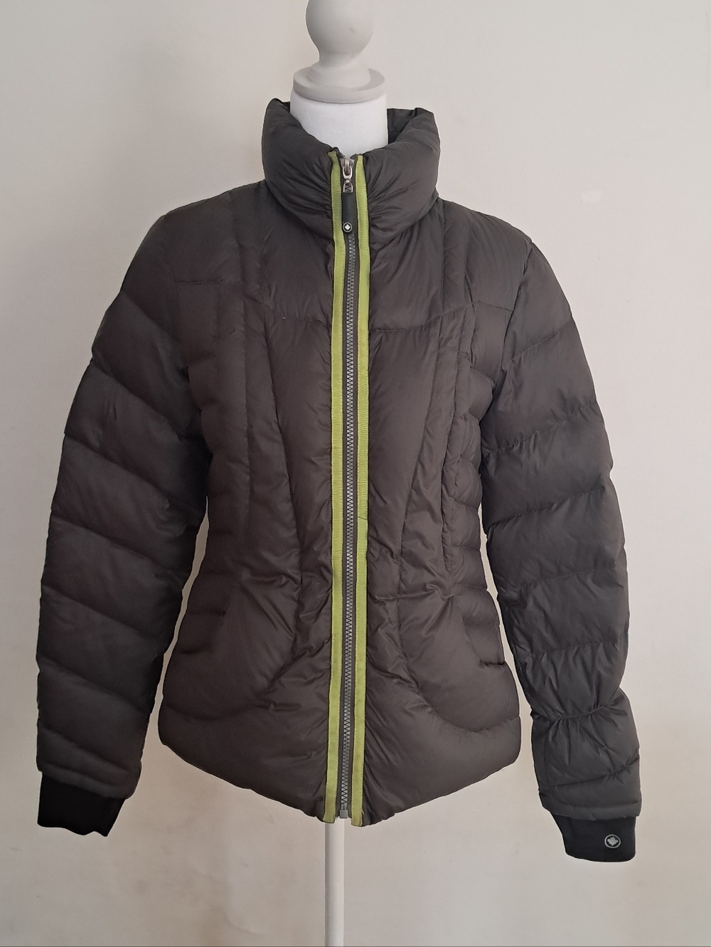 Halifax Traders Jacket Women's Medium M Green Gray Insulated Down Classic